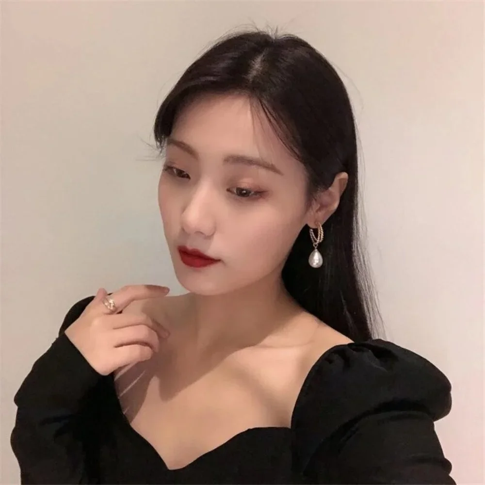 INS Style New Restore Simple Metal Hollow Pearl Earrings - Picture 2 of 6